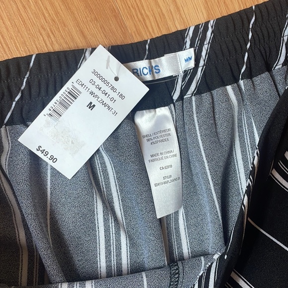 SOLD! Women’s Summer Pants, Rickies, Size: M, Color: black & white Stripes - Picture 12 of 15